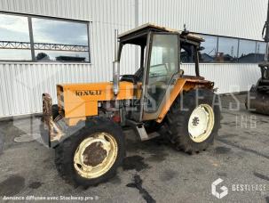 Tracteur agricole Renault 551.4 A