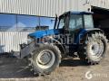 Tracteur agricole New Holland FORD 8560