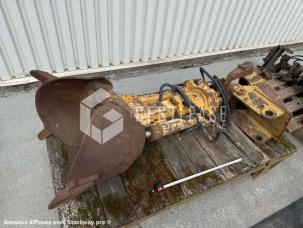 LIEBHERR GM8
