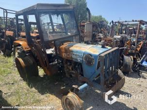 Tracteur agricole Ford 4600