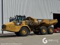 Tombereau articulé Caterpillar 730C2