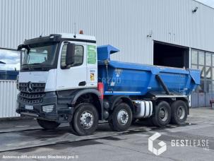 Benne basculante de chantier et de TP Mercedes Arocs