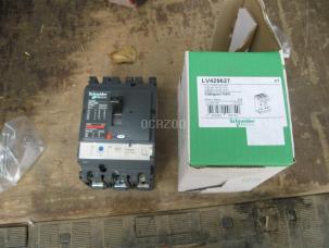 disjoncteur compact SCHNEIDER NSX100F TM16D 3P2D