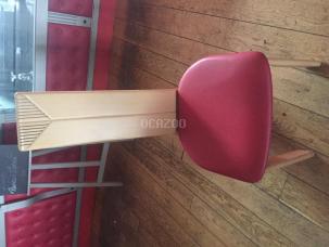 gros lot chaise table banquette design pour bar ou restaurant