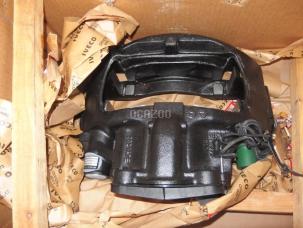 étrier de frein iveco 5801341080, 5801341081 neuf fourni avec les plaquettes