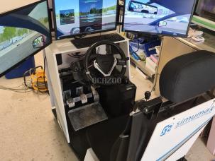 simulateur de conduite pour auto école SIMUMAK SMC AMBAR modèle SMCAMB02
