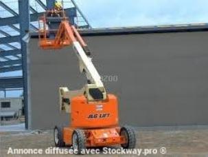 Nacelle automotrice JLG M400AJP