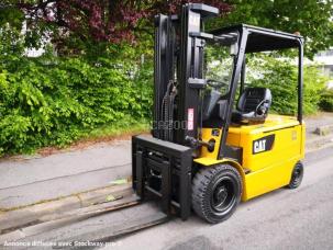  Caterpillar EP30K