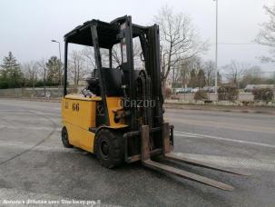  Caterpillar EP25K-PAC