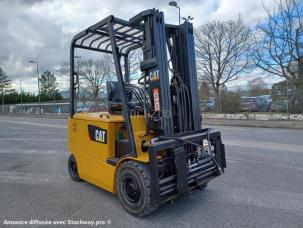  Caterpillar EP25K