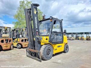  Hyundai 40 L-7A