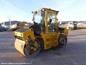 Compacteur tandem Caterpillar CD8