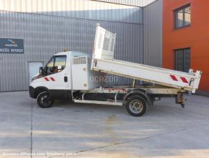 Benne basculante de chantier et de TP Iveco DAILY 35-140