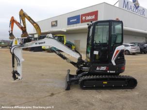 Mini-pelle Bobcat E35Z