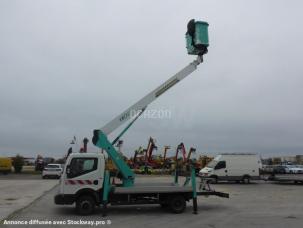 Nacelle Nissan CABSTAR 3513