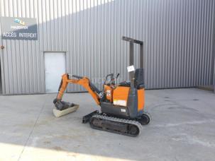 Mini-pelle Bobcat E08