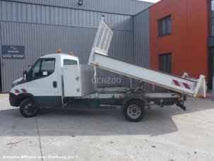 Benne basculante de chantier et de TP Iveco 35C14
