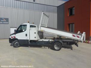 Benne basculante de chantier et de TP Iveco 35C14