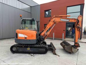 Mini-pelle Doosan DX63