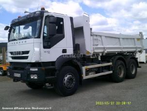 Benne basculante de chantier et de TP Iveco Trakker