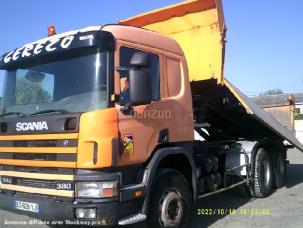 Benne basculante de chantier et de TP Scania P114