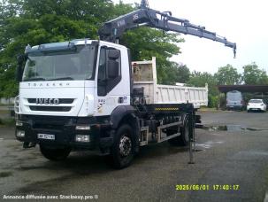 Benne basculante de chantier et de TP Iveco Trakker