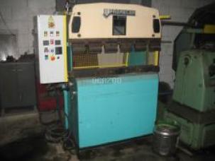 PRESSE PLIEUSE 1200x25T PROMECAM