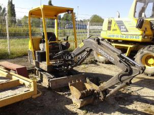 Mini-pelle Volvo EC15