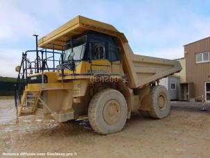 Tombereau rigide Komatsu HD325-7