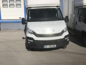 Fourgon avec parois et toit rigide Iveco Daily