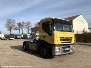 Pour semi-remorque Iveco Stralis