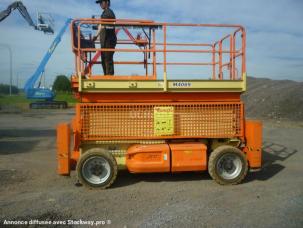 Nacelle automotrice JLG M4069