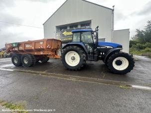 Tracteur agricole New Holland TM 175