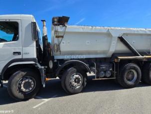 Benne basculante de chantier et de TP Volvo FM