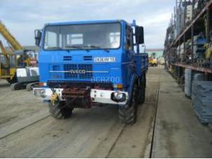 CAMION IVECO 80-14 4X4 AVEC HAYON MARREL