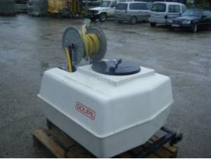 CUVE D'ARROSAGE DE 500 LITRES AVEC POMPE EN 48 V