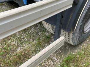 Porte-conteneurs ou caisses mobiles ou amovibles Fruehauf PORTE CONTAINER 2 ESSIEUX SAF 2016 TIREUSE