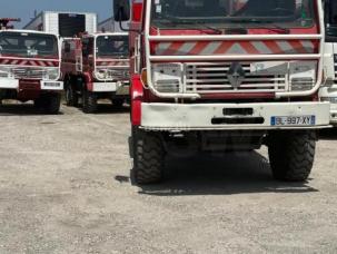 Incendie Renault Midlum