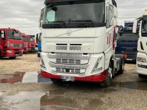 Pour semi-remorque Volvo FH