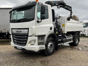 Benne basculante de chantier et de TP DAF CF75