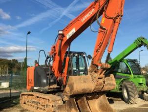 Pelle  Hitachi ZX135 US-5B