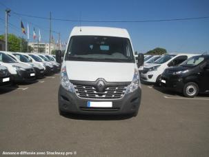 Fourgon avec parois et toit rigide Renault Master