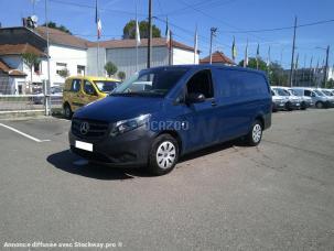 Fourgon avec parois et toit rigide Mercedes Vito