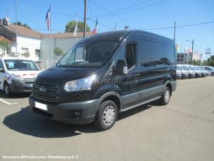 Fourgon avec parois et toit rigide Ford Transit