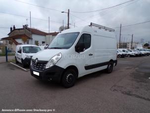 Fourgon avec parois et toit rigide Renault Master