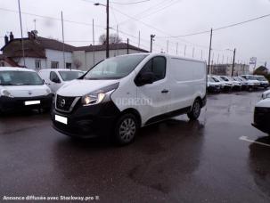 Fourgon avec parois et toit rigide Nissan NV300