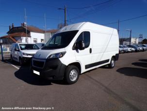 Fourgon avec parois et toit rigide Peugeot Boxer