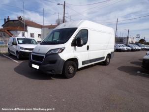 Fourgon avec parois et toit rigide Peugeot Boxer