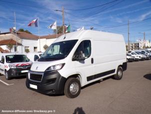 Fourgon avec parois et toit rigide Peugeot Boxer