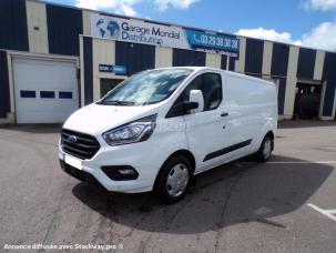 Fourgon avec parois et toit rigide Ford Transit